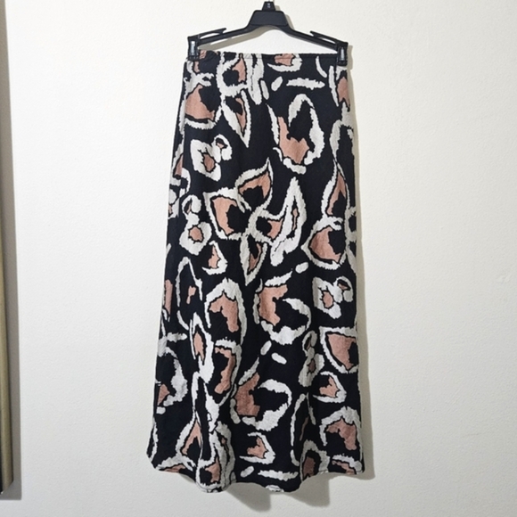 Yakira Bella Midi Skirt - Picture 1 of 5